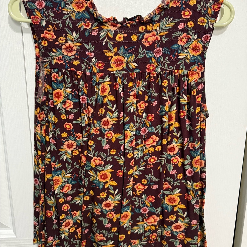 Old Navy Floral Sleeveless Top